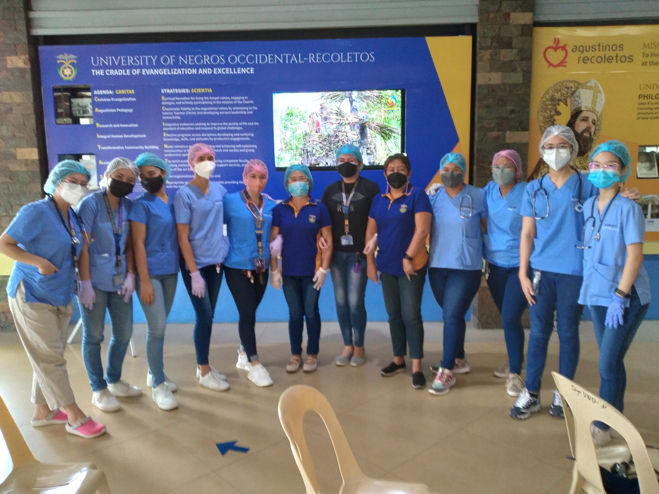 UNO-R AND BACOLOD LGU CONDUCT BOOSTER VACCINATION – University of ...